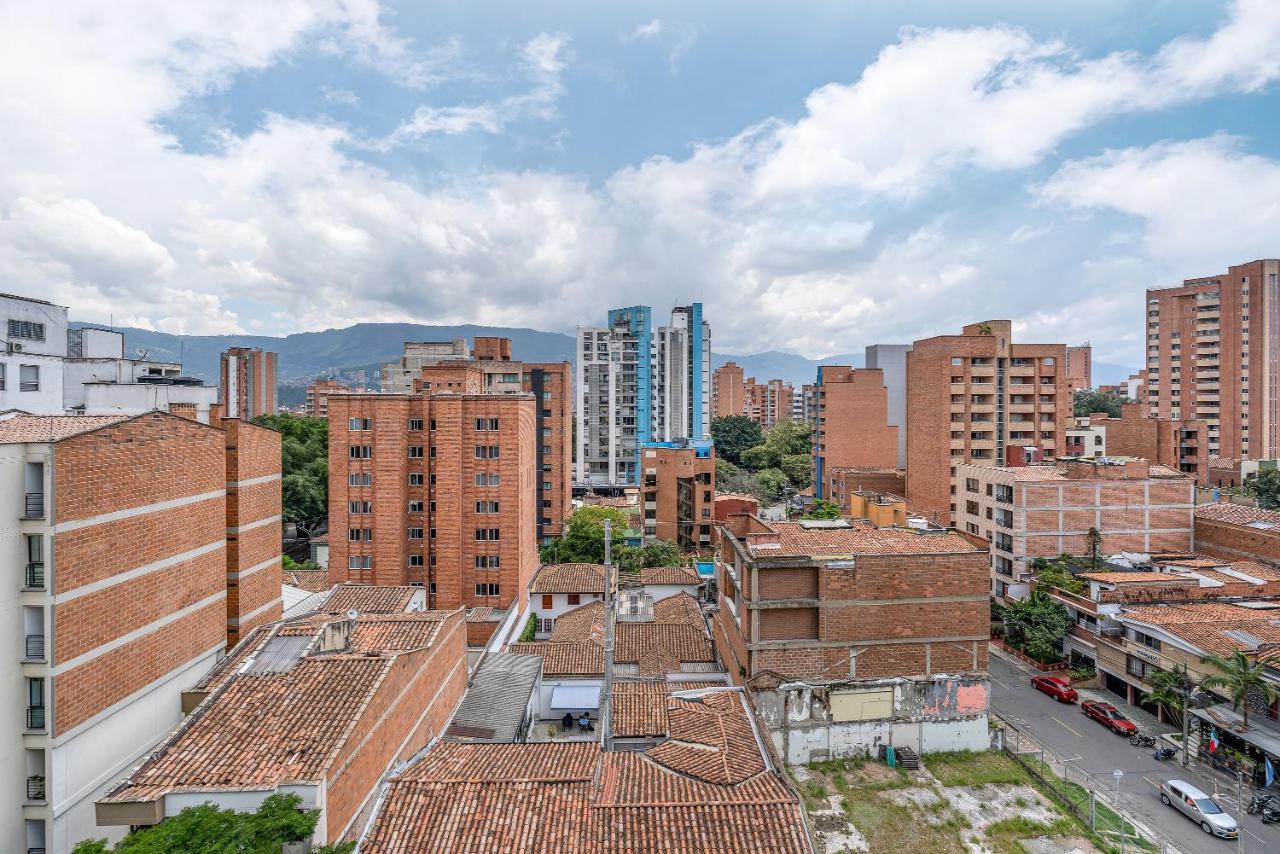 Apartamentos Housy Laureles Medellin Luaran gambar
